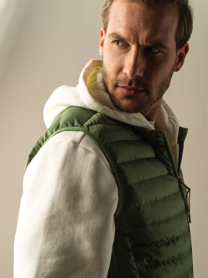 Stand Collar Regular Fit Puffer Vest Green