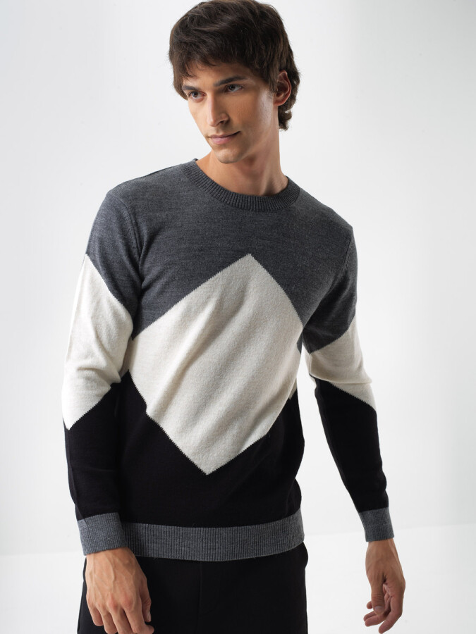 Wool Patterned Sweater - Xint