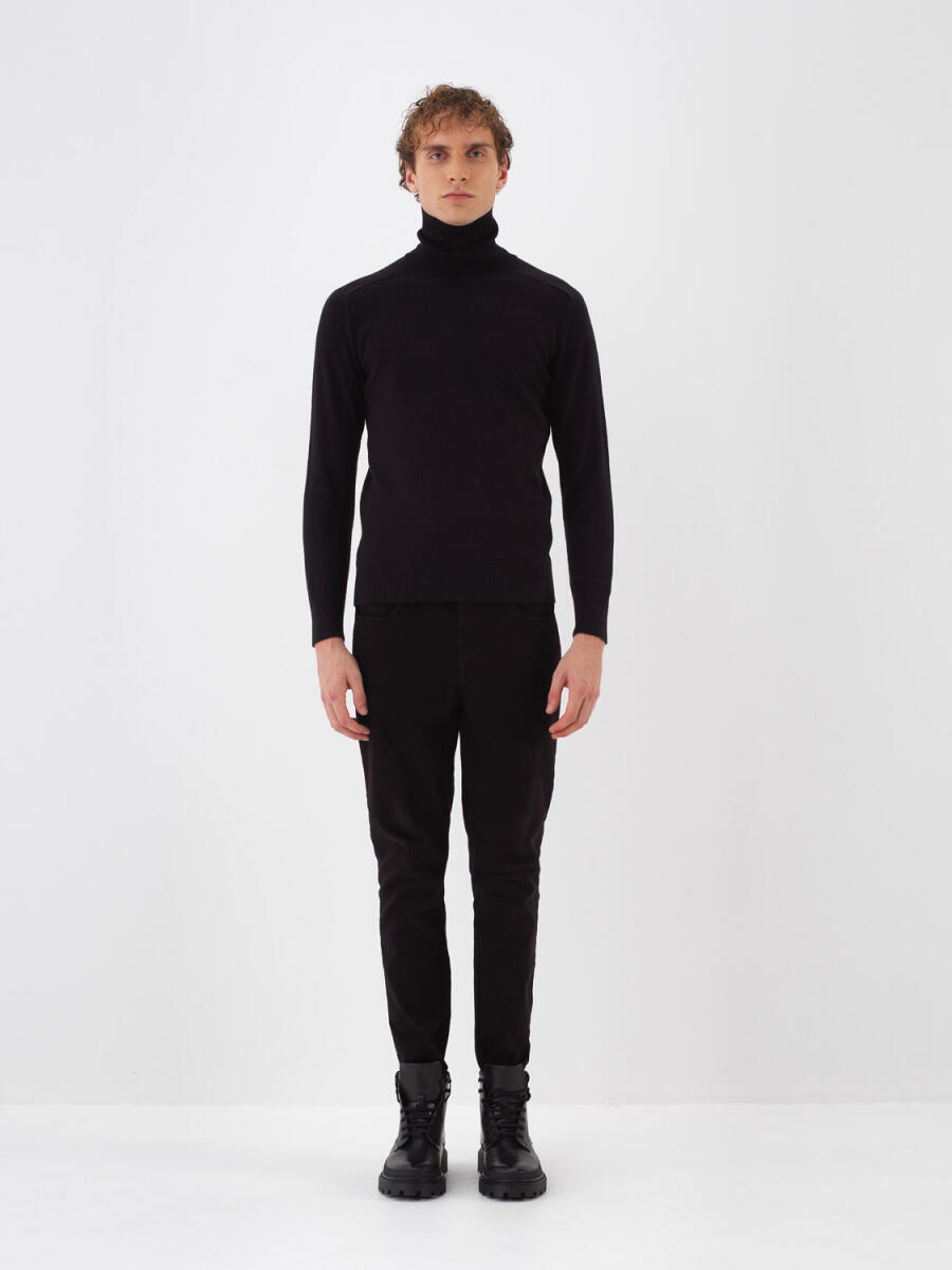 Wool Turtleneck Basic Sweater - 6