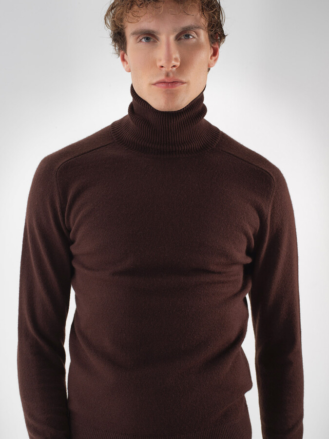 Wool Turtleneck Basic Sweater - Xint