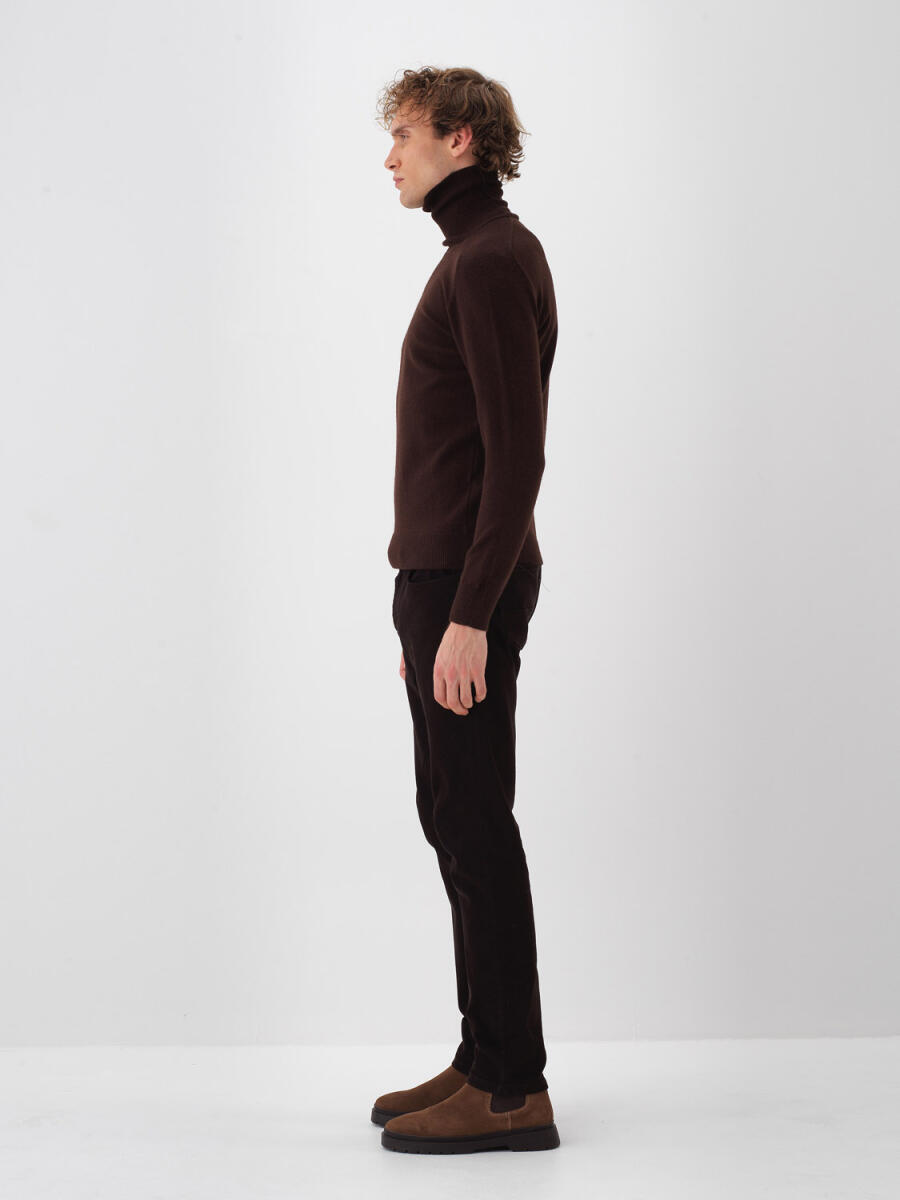 Wool Turtleneck Basic Sweater - 15