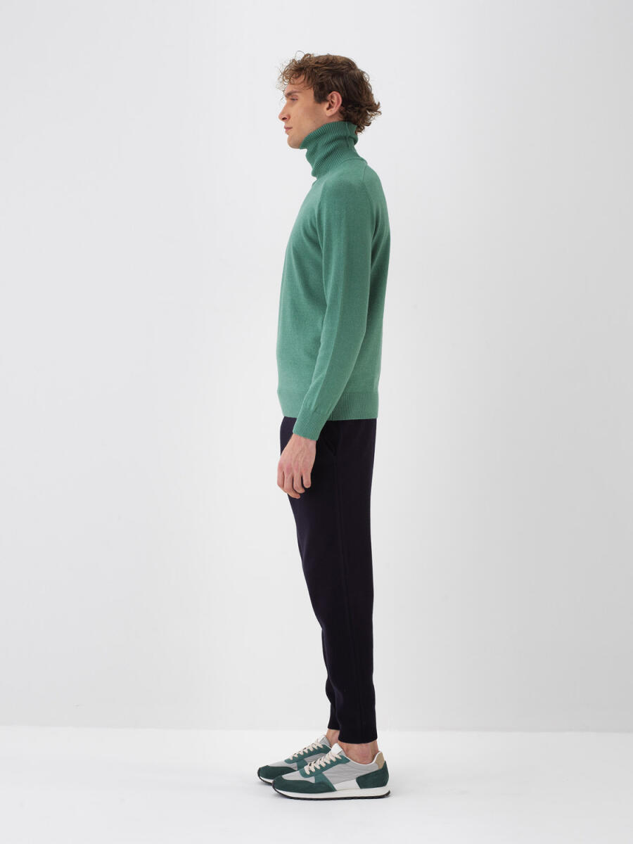 Wool Turtleneck Basic Sweater - 19