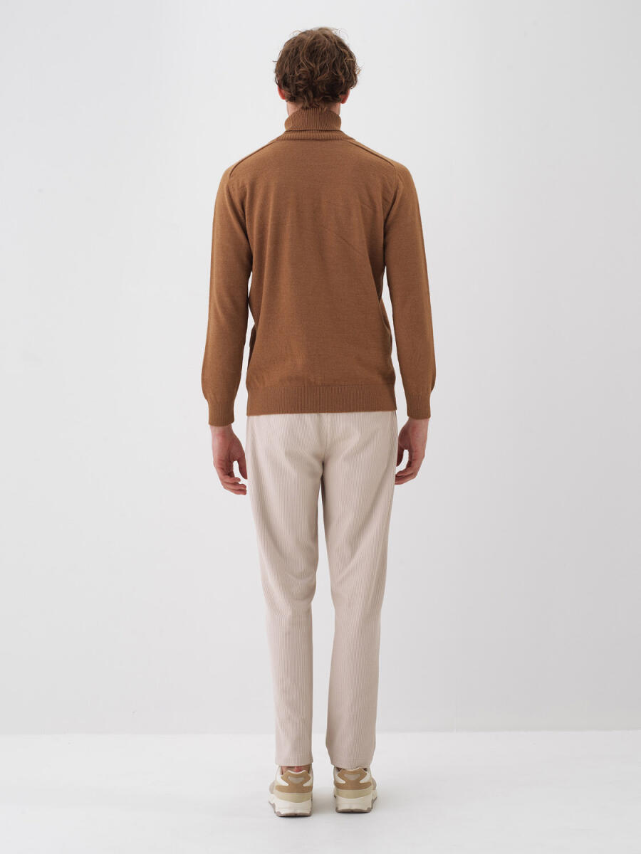 Wool Turtleneck Basic Sweater - 24