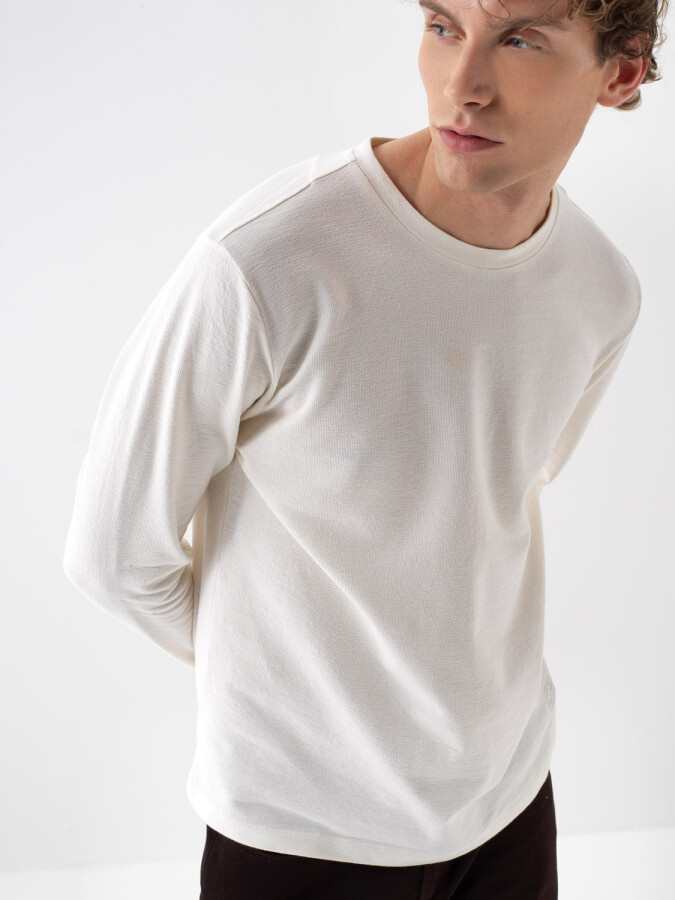 100% Cotton Basic T-Shirt Ecru