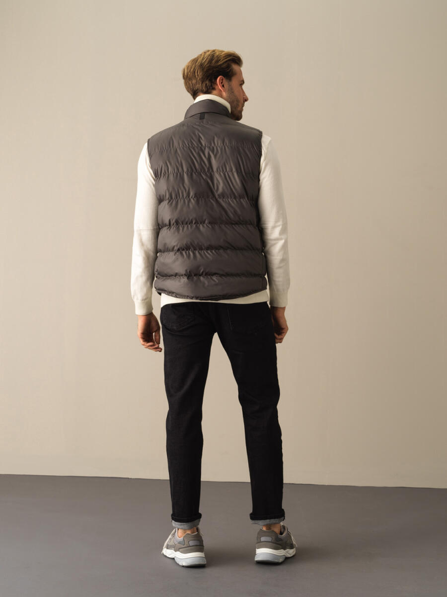 Stand Collar Regular Fit Snap Button Puffer Vest - 12