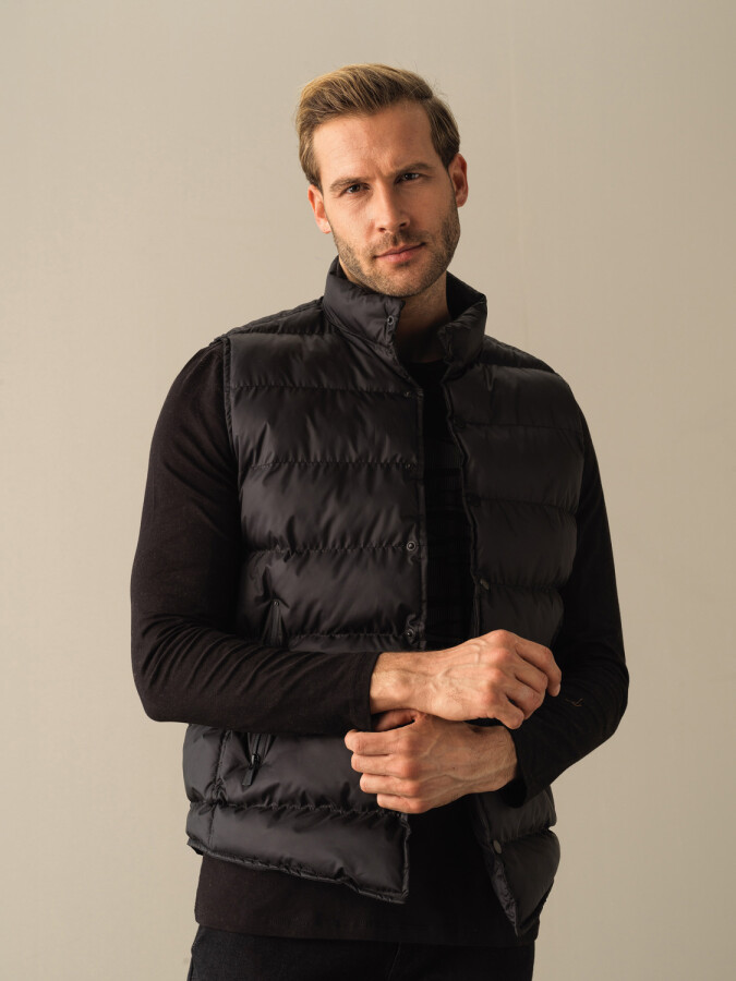 Stand Collar Regular Fit Snap Button Puffer Vest Black