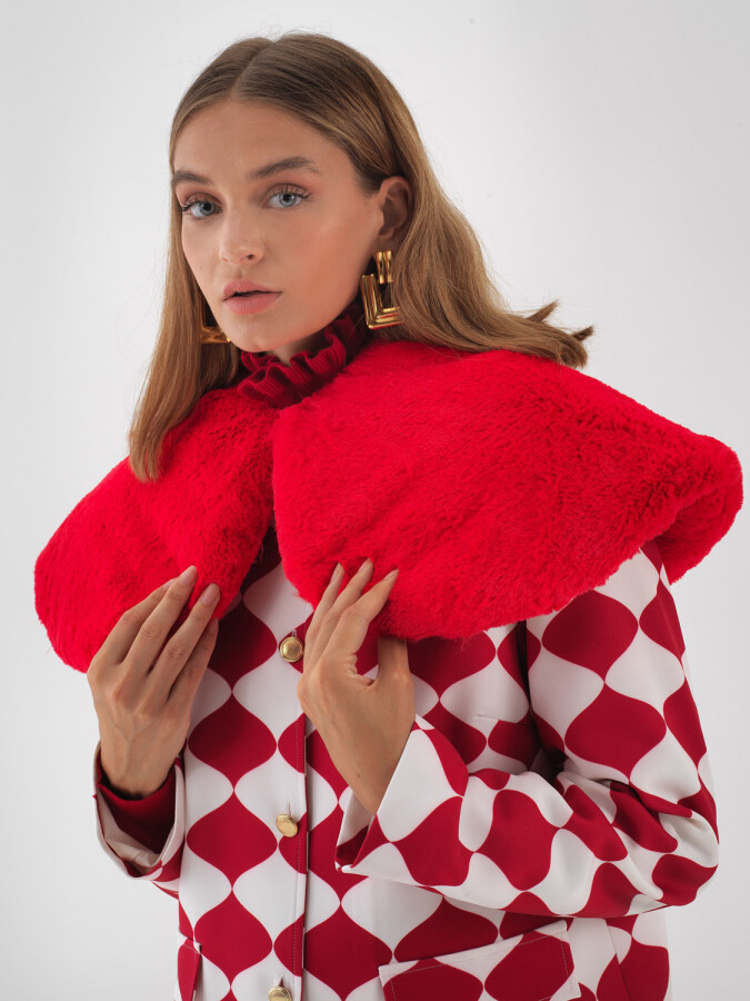 Plain Plush Poncho - Xint