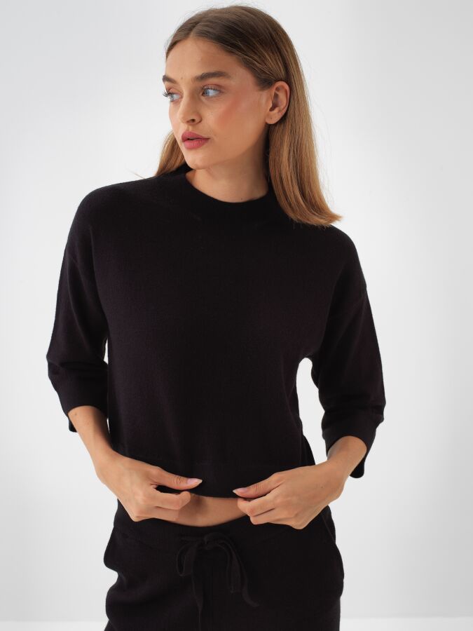 Wool Basic Plain Sweater Black