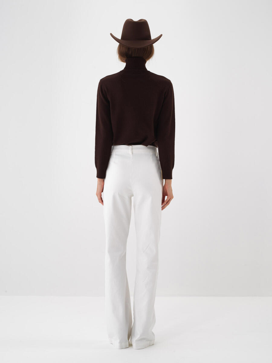 Wool Basic Turtleneck Sweater - 4