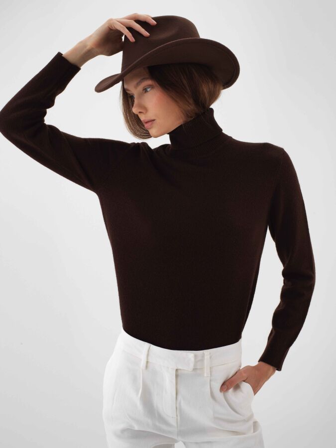 Wool Basic Turtleneck Sweater - Xint