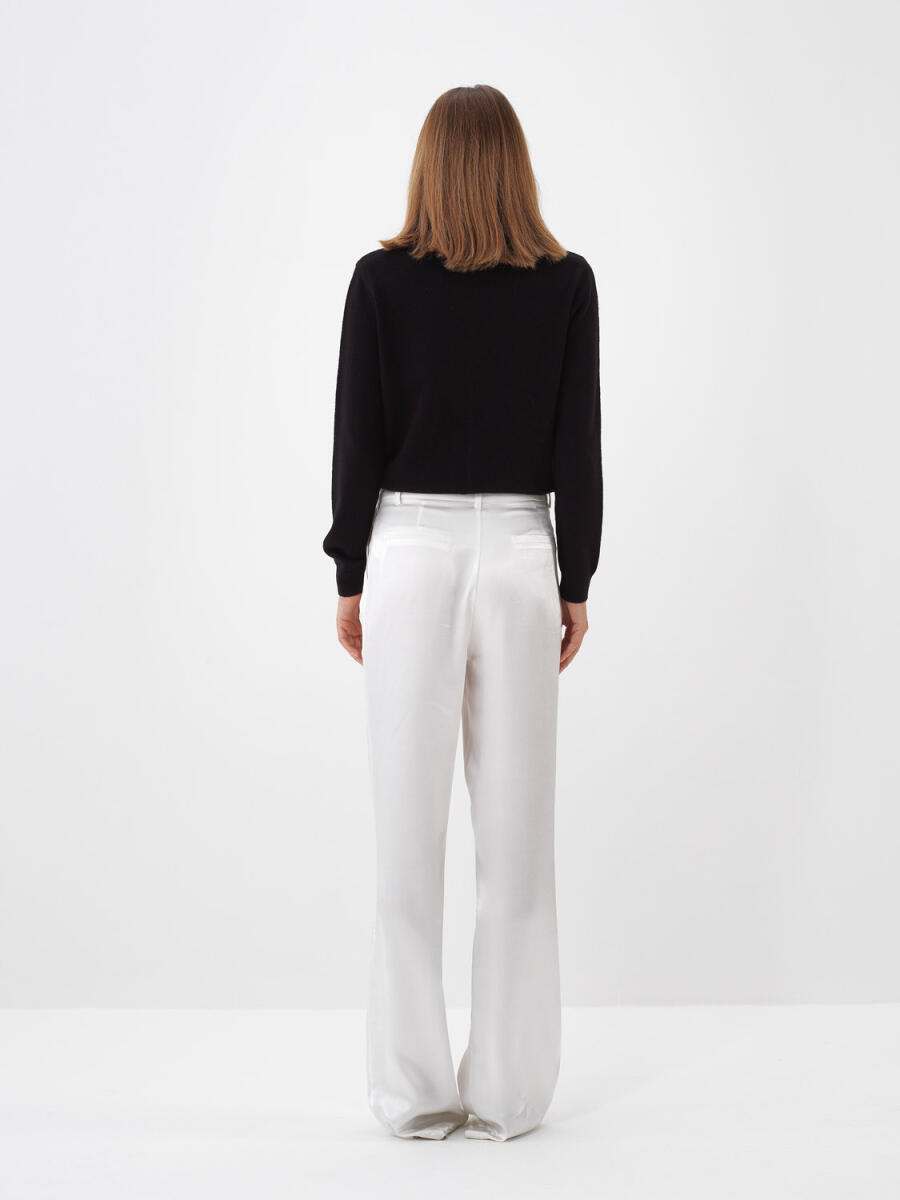 Wool Plain Turtleneck Sweater - 20