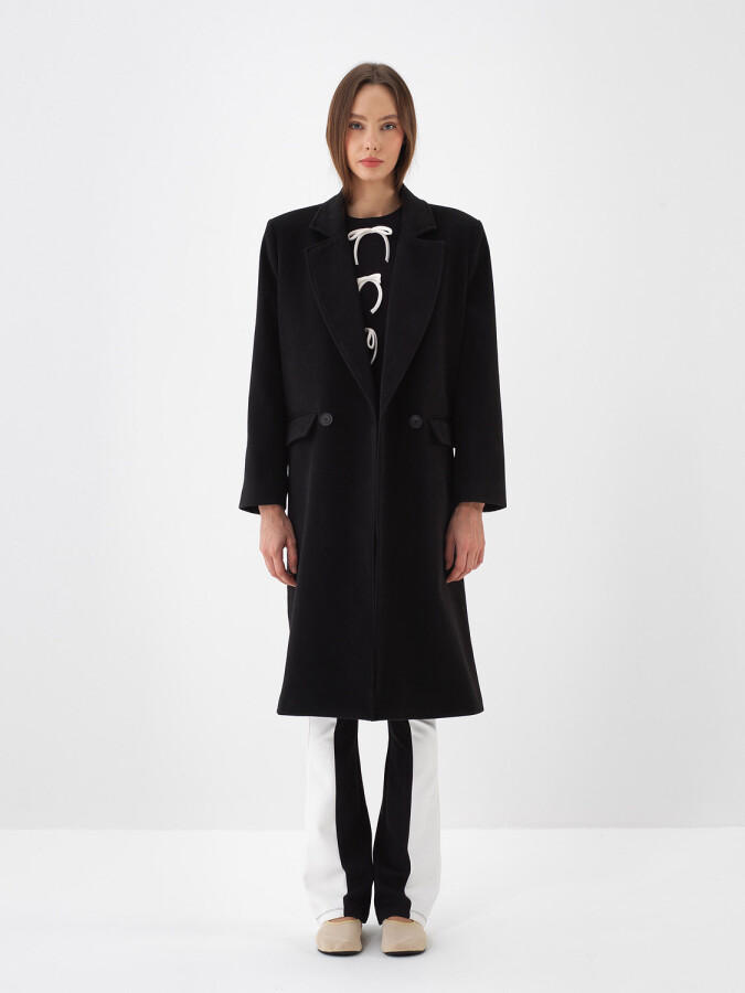 Buttoned Oversized Coat Black