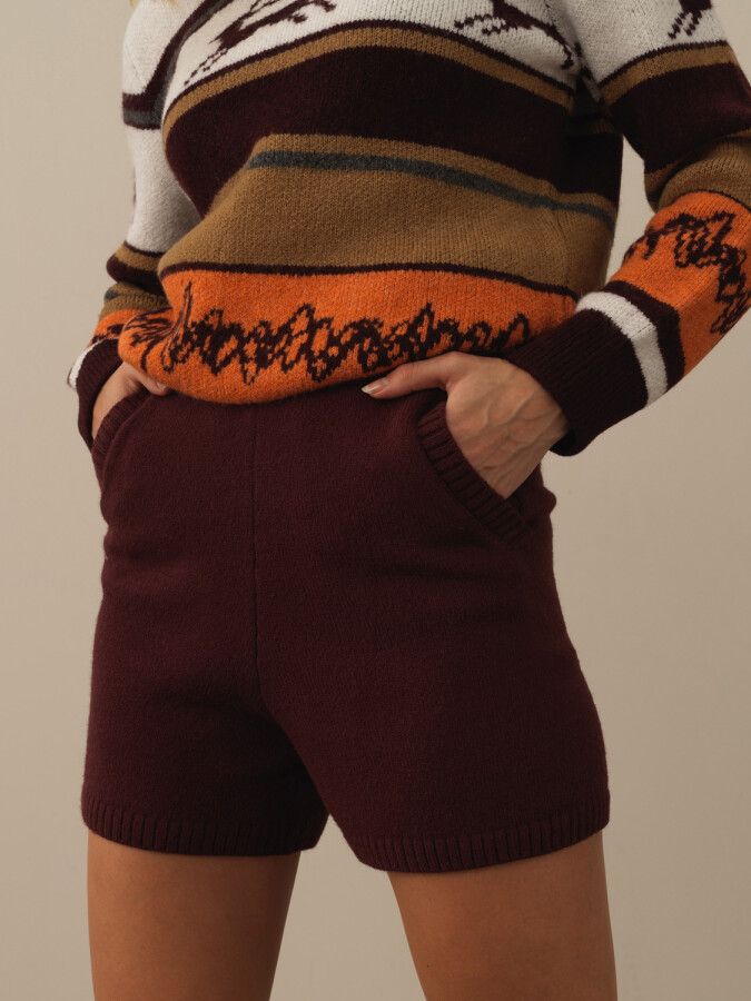 High Waist Regular Fit Wool Knit Shorts Burgundy