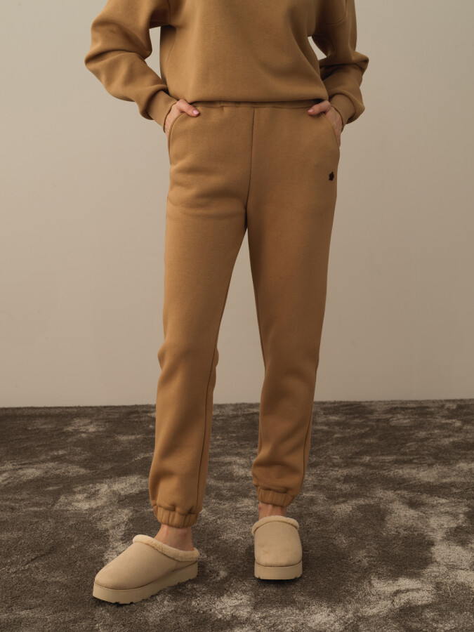 Cotton Regular Fit Basic Sweat Pants Camel