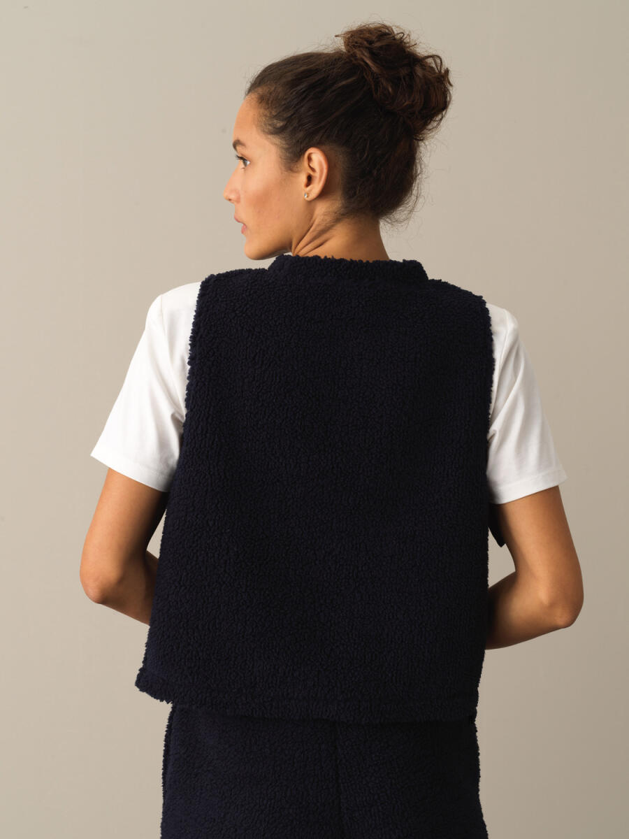 Crew Neck Regular Fit Lamb Vest - 3