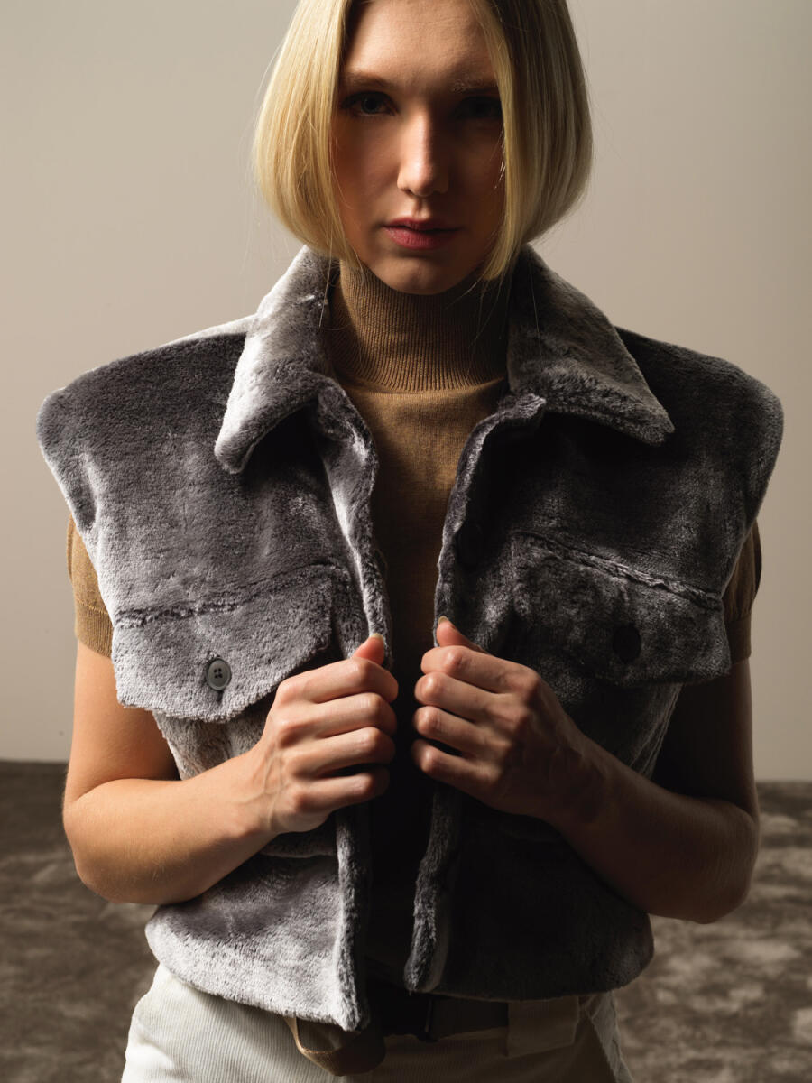 Oversized Plush Vest - 3